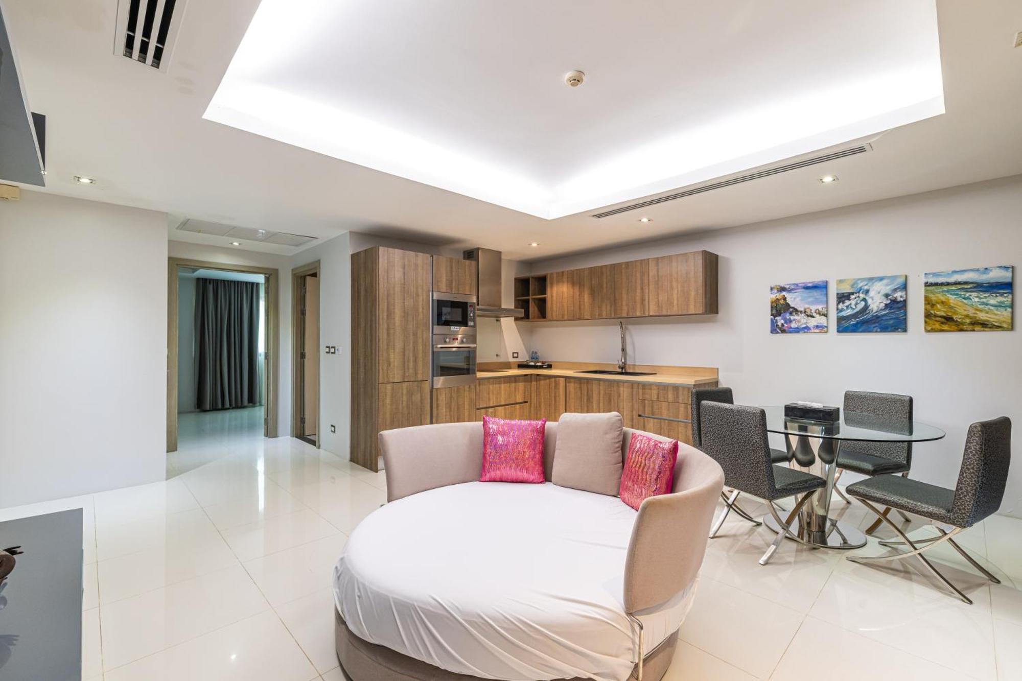 Villa Moonlit Bay Seaview & *