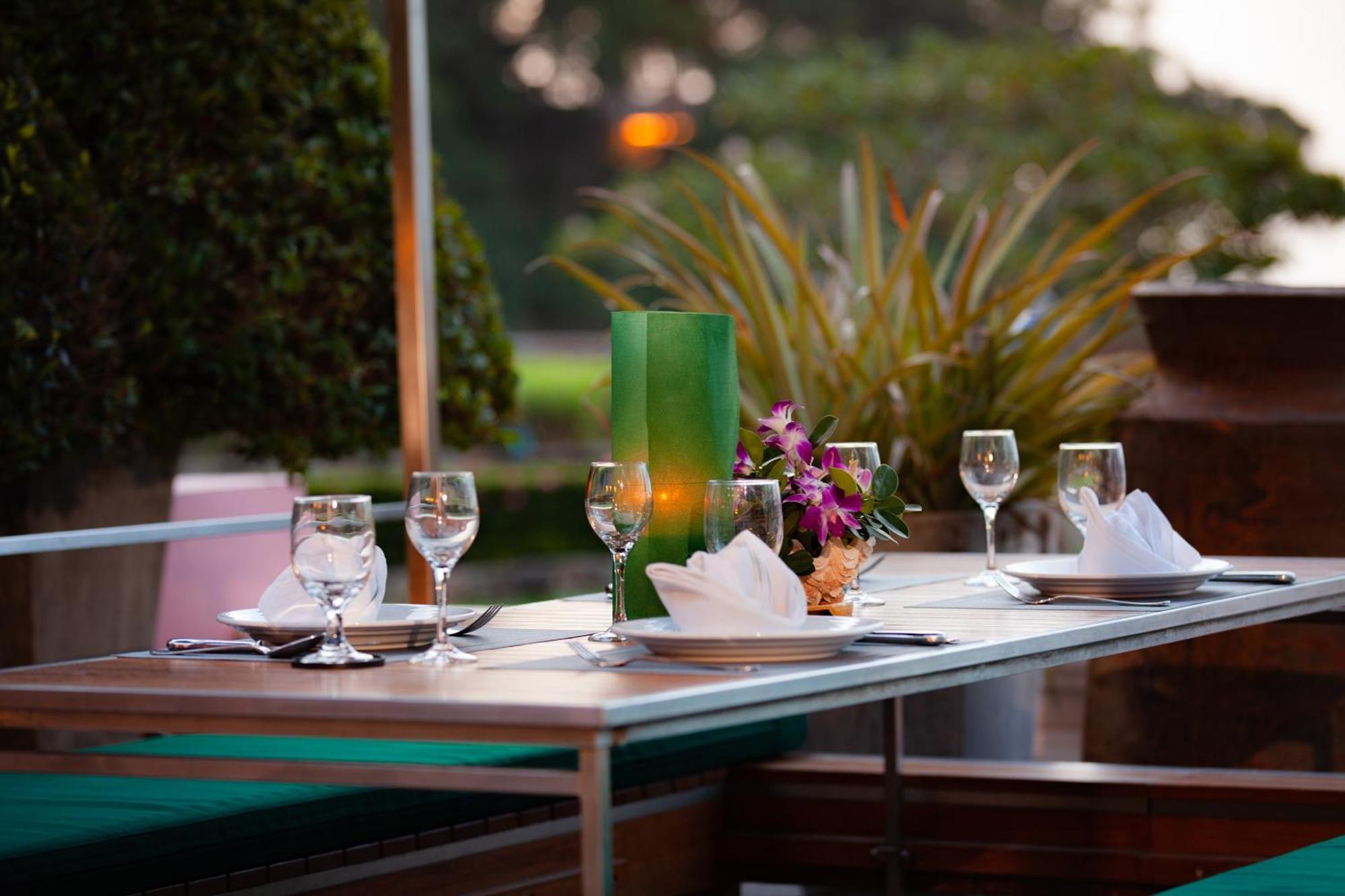 Villa Moonlit Bay Seaview &